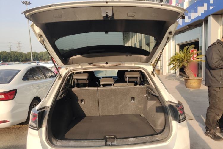 Used Volkswagen T-ROC 2023 280TSI DSG Two-Wheel Drive Time Edition