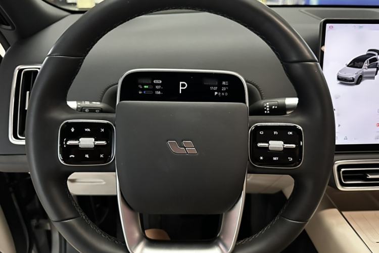 Used Li Auto L8 2024 PRO Model
