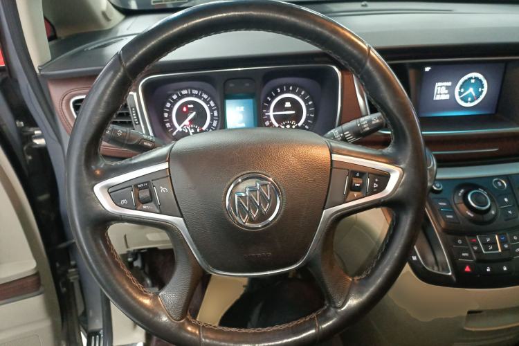 Used Buick GL8 2017 25S Luxury Version China V Standard
