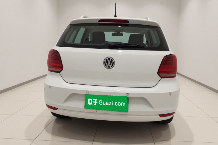 Used Volkswagen Polo 2014 1.4L Manual Fashion Edition
