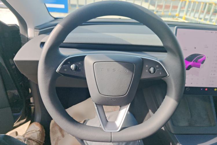 Used Tesla Model 3 2023 Rear-Wheel-Drive Version
