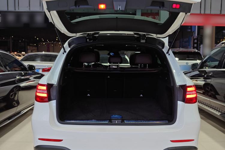 Used Mercedes-Benz GLC 2019 Facelift GLC 260 L 4MATIC Luxury Model
