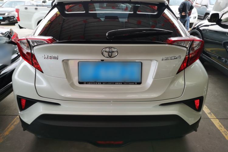 Used Toyota IZOA 2021 2.0L Enjoy Edition