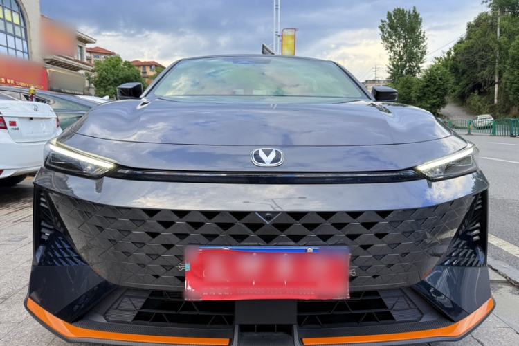 Used Changan UNI-V 2024 1.5T Prestige Sport Edition
