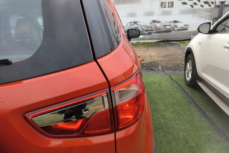 Used Ford EcoSport 2013 1.5L Automatic Fashion Model