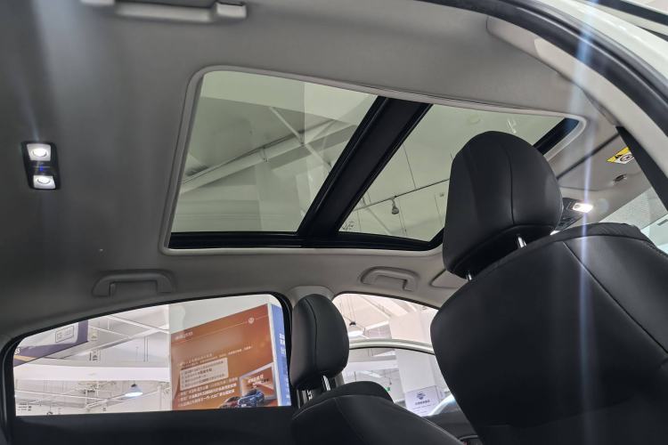 Used Honda Vezel 2020 1.5L CVT Pioneer Edition
