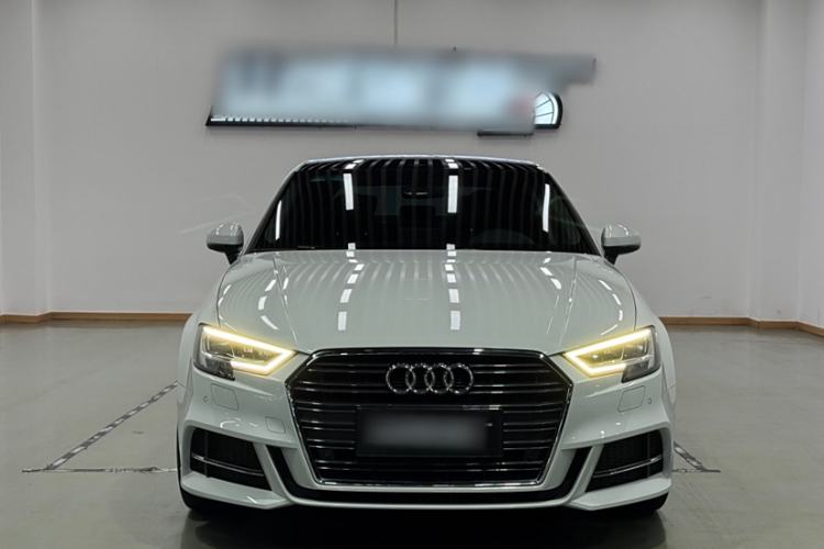 Used Audi A3 2019 Limousine 35 TFSI Fashion Edition China V standard
