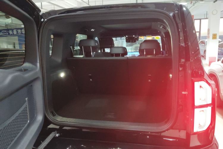 Used  Leopard 5 2025 TianShen Intelligent Driving Ultra Edition
