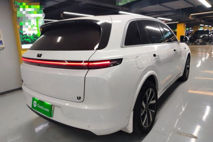Used Li Auto L7 2023 Air model
