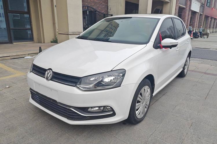 Used Volkswagen Polo 2016 1.6L Automatic Comfort Model
