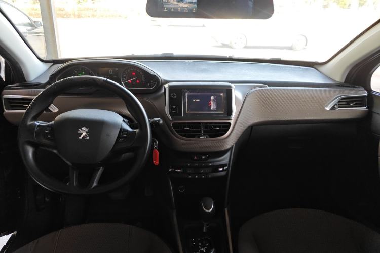 Used Peugeot 2008 2014 1.6L Automatic Fashion Edition