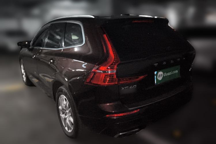 Used Volvo XC60 2019 T5 4x4 Smart Edition China V Standard
