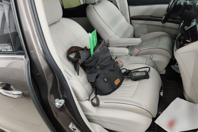 Used Buick GL8 2022 Land Business Class 652T Luxury Model
