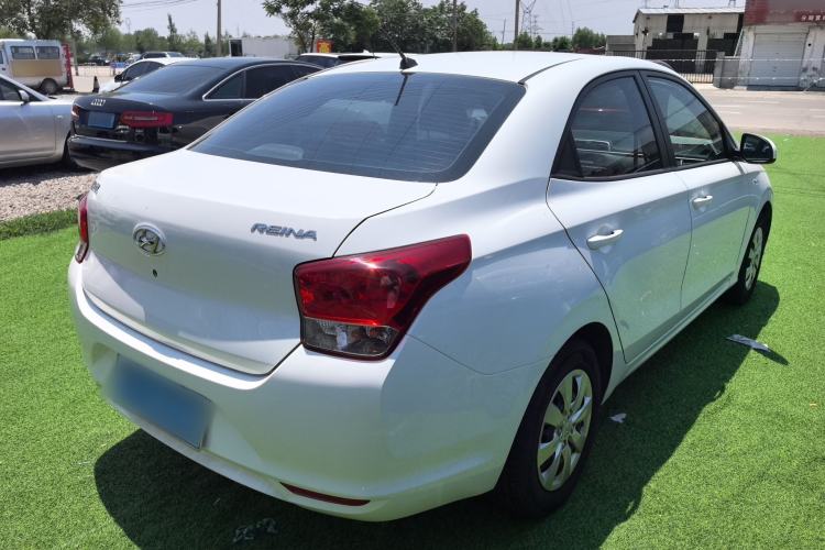 Used Hyundai Verna 2017 1.4L Manual Refreshed Version China VI Standard