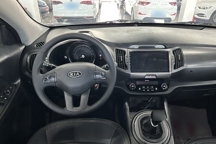 Used Kia Sportage R 2014 2.0L Manual Two-Wheel-Drive GLS
