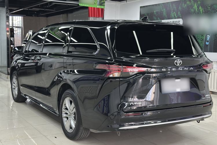 Used Toyota Sienna 2024 2.5L Hybrid Four-Wheel Drive Prestige Edition
