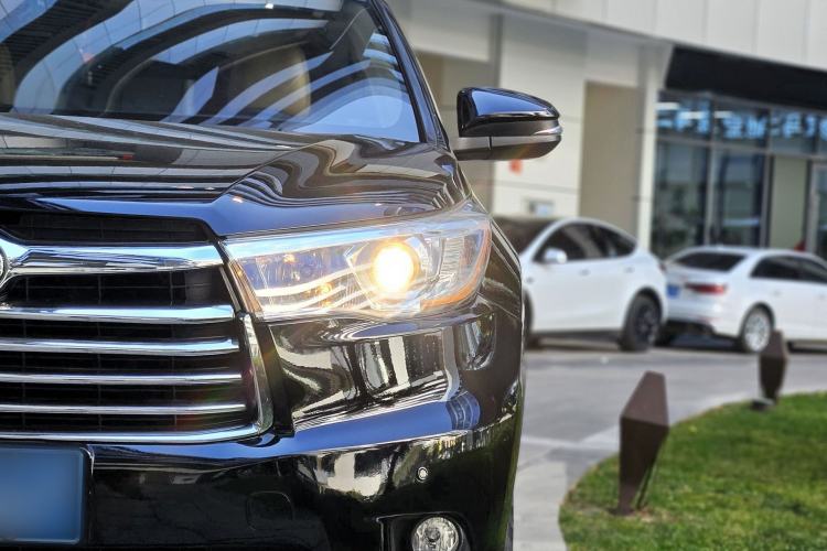 Used Toyota Highlander 2017 2.0T Four-Wheel Drive Elite Edition 7-Seater