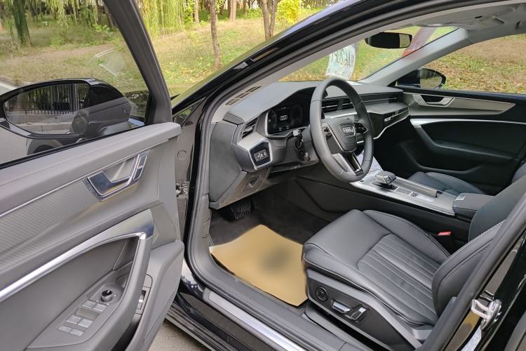 Used Audi A6L 2023 40 TFSI Luxury Prestige Edition
