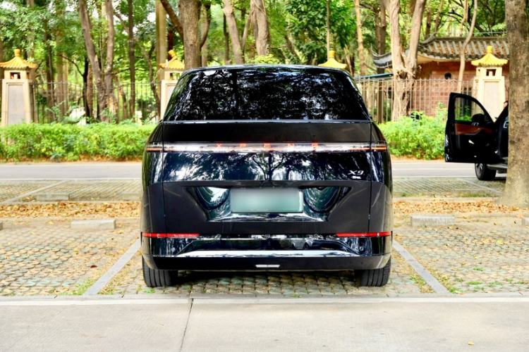 Used XPeng X9 2024 702 Ultra-Long Range Max