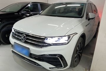 Used Volkswagen Tiguan L 2023 380TSI Automatic All-Wheel Drive R-Line Enhanced 7-Seater
