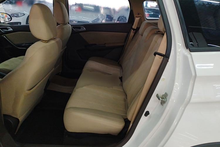 Used Baojun 310W 2017 1.5L Manual Comfort Model China V Standard
