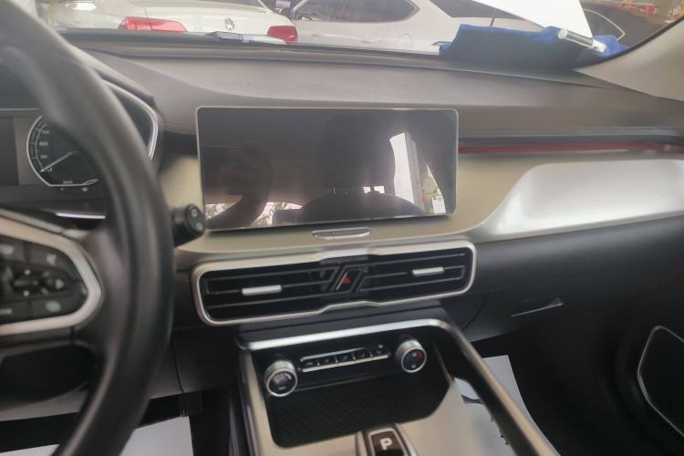 Used Geely Auto Coolray 2020 Facelift 240T DCT Hunter
