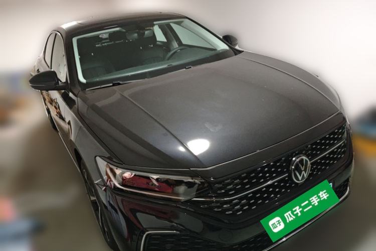 Used Volkswagen Passat 2025 Outstanding Model 380TSI Starry Dragon Edition
