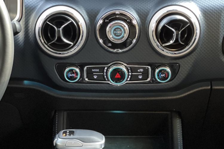 Used BAIC Off-Road BJ40 2023 2.0T Automatic Four-Wheel Drive Urban Hunter Edition Chivalrous Type
