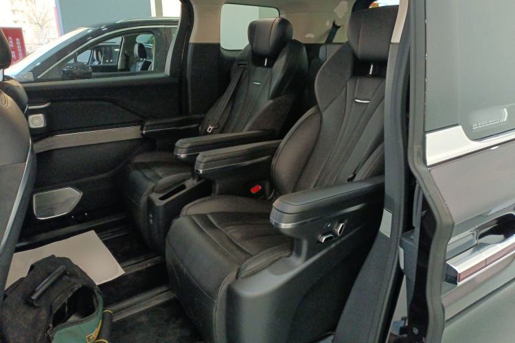 Used Hongqi HQ9 PHEV 2024 2.0T Four-Wheel Drive Business Edition