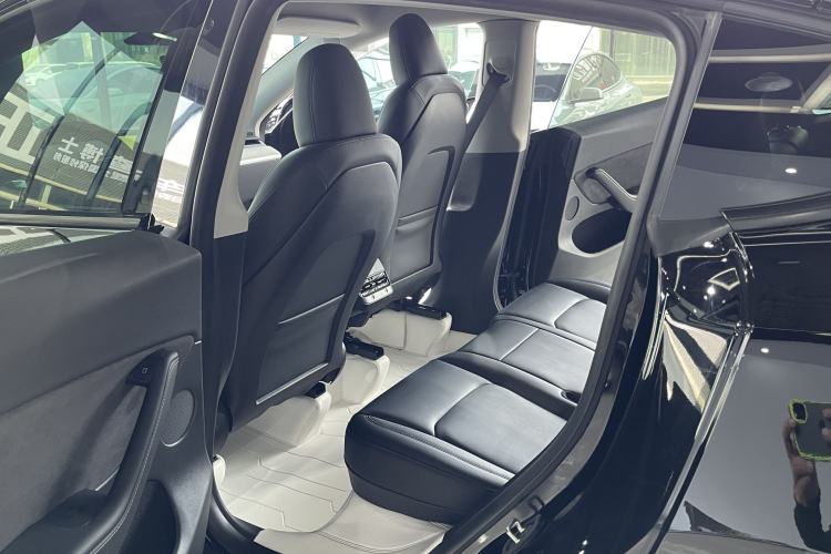 Used Tesla Model Y 2023 Rear-Wheel-Drive Version