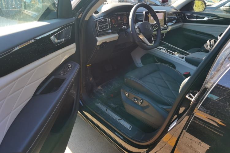 Used Volkswagen Teramont 2024 380TSI Four-Wheel Drive Longxiang Edition
