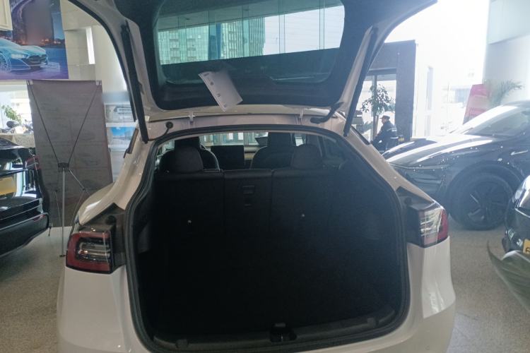 Used Tesla Model Y 2022 Performance High-Performance All-Wheel-Drive Version
