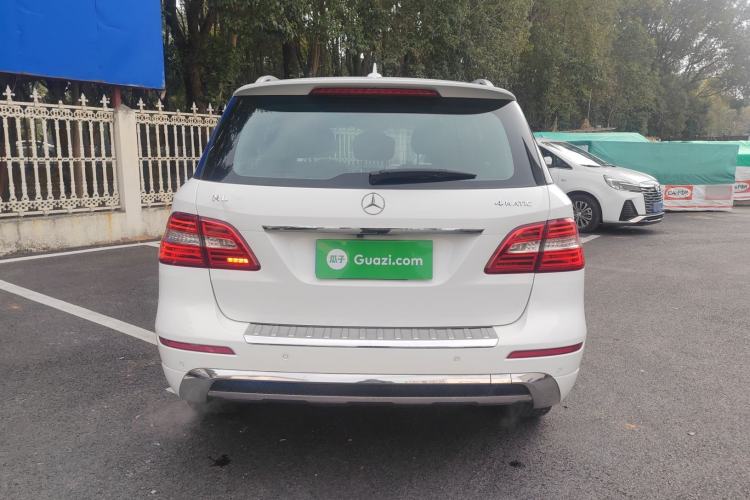 Used Mercedes-Benz M-Class 2014 ML 400 4MATIC Dynamic Model