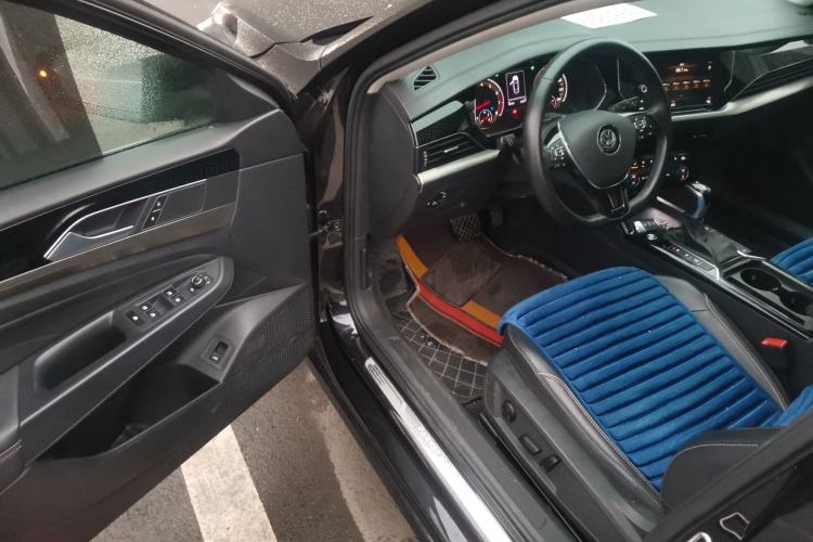 Used Volkswagen Passat 2019 330TSI Elite Edition China VI
