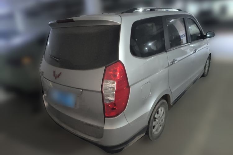 Used Wuling Hongguang 2014 1.5L S Luxury Model
