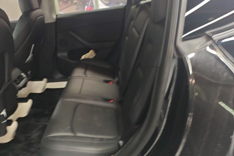 Used Tesla Model Y 2021 Long-Range All-Wheel-Drive Version 3D7