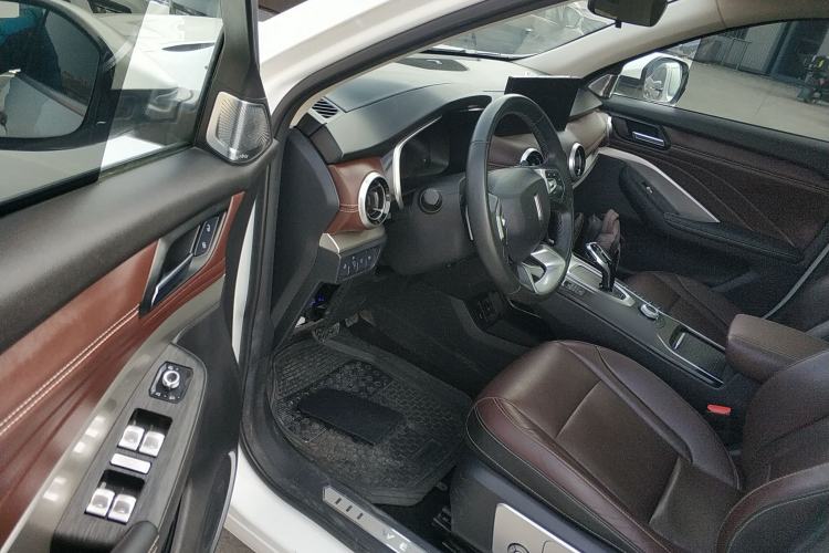 Used Wey VV6 2020 2.0T Two-Wheel Drive Smart Protection+