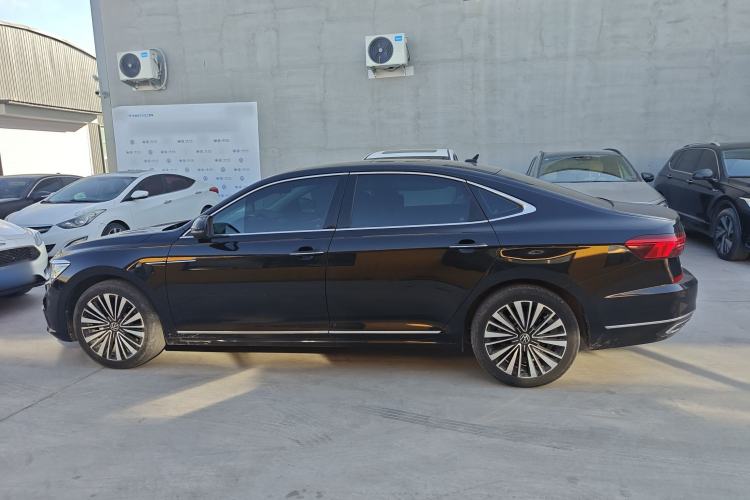 Used Volkswagen Passat 2021 330TSI Luxury Edition
