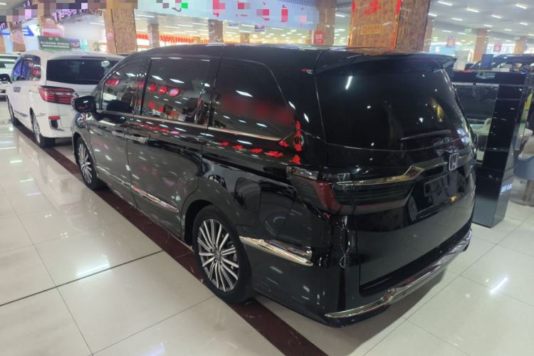 Used Honda Elysion 2022 2.0L eHEV Luxury Edition
