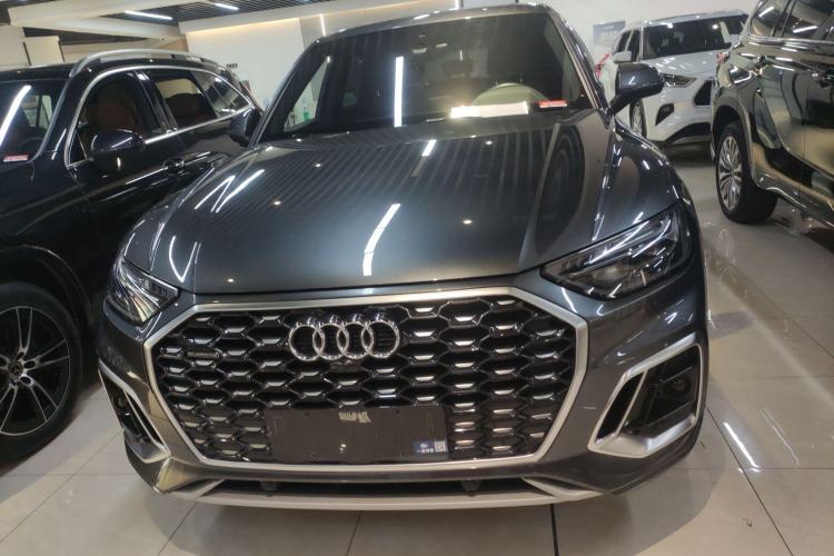 Used Audi Q5L Sportback 2021 40 TFSI Fashion Model