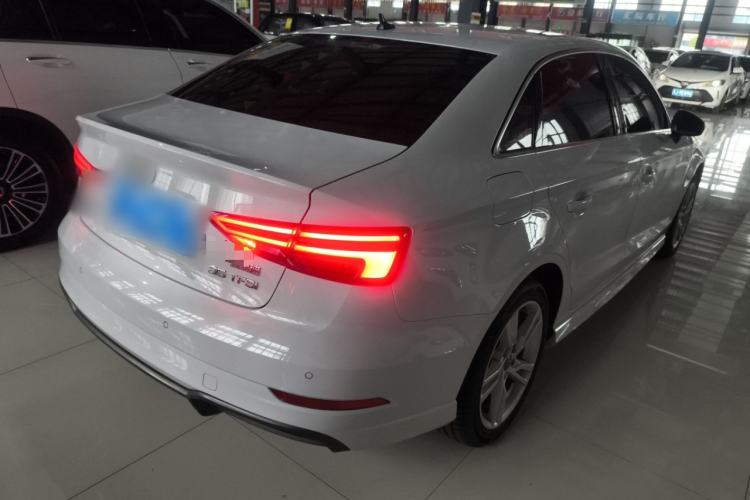 Used Audi A3 2020 Limousine 35 TFSI Fashion Edition China VI Emission Standard