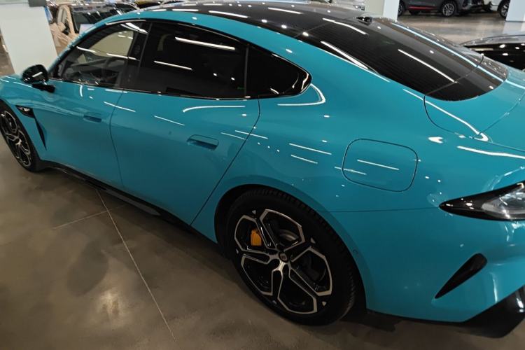 Used  SU7 2024 Four-Wheel Drive Ultra-Long Range Advanced Intelligent Driving Max Edition