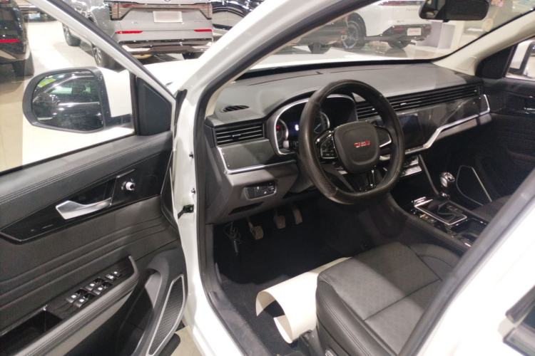 Used Sinotruk VGV U70 2020 1.5T Manual Luxury Edition 5 Seats
