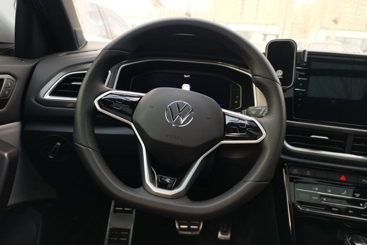 Used Volkswagen T-ROC 2025 300TSI DSG Two-Wheel Drive Chen Guang Edition
