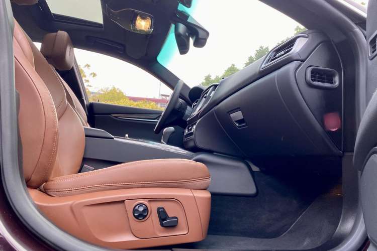 Used Maserati Ghibli 2014 3.0T Standard Edition
