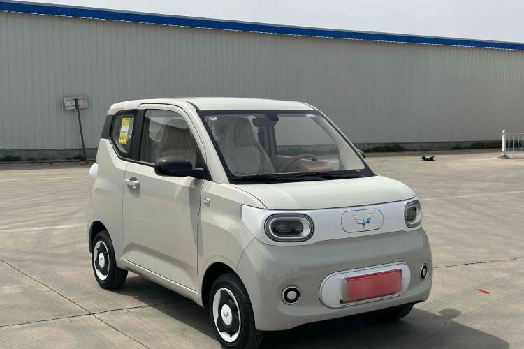Used Wuling Hongguang MINIEV 2024 3rd Generation 215km Youth Edition
