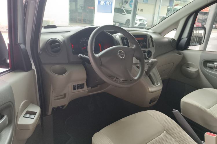 Used Nissan NV200 2016 Revised Version 1.6L CVT Luxury Edition
