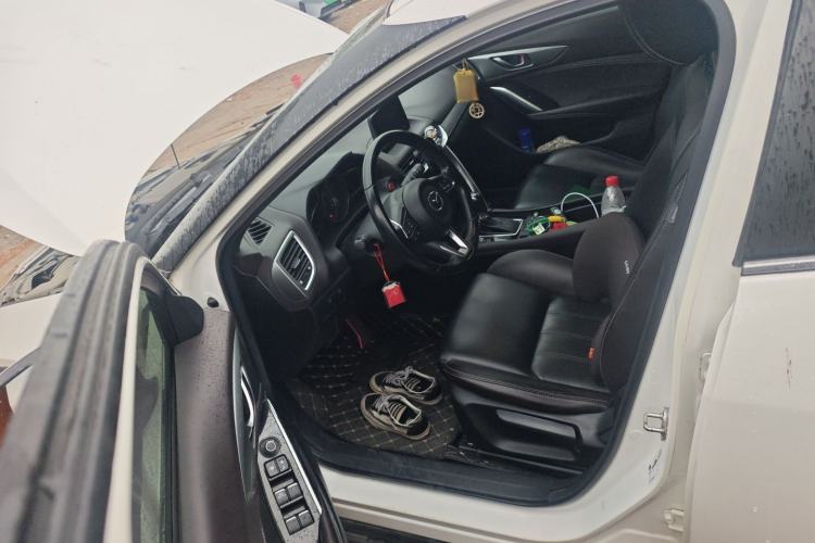 Used Mazda CX-4 2018 2.0L Automatic Two-Wheel Drive Blue Sky Luxury Edition
