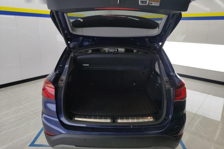 Used BMW X1 2016 sDrive18Li Premium Edition