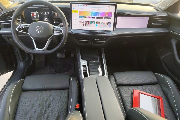 Used Volkswagen Magotan 2024 380TSI DSG Prestige Edition DaMai Package
